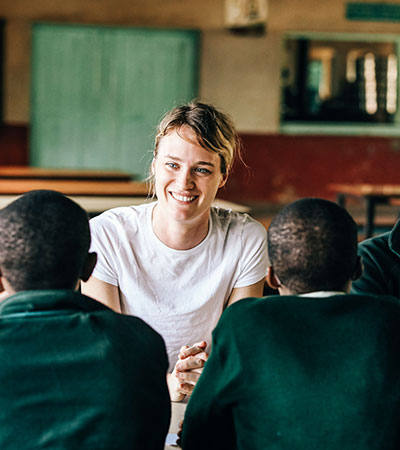 Mackenzie Davis in Kenya